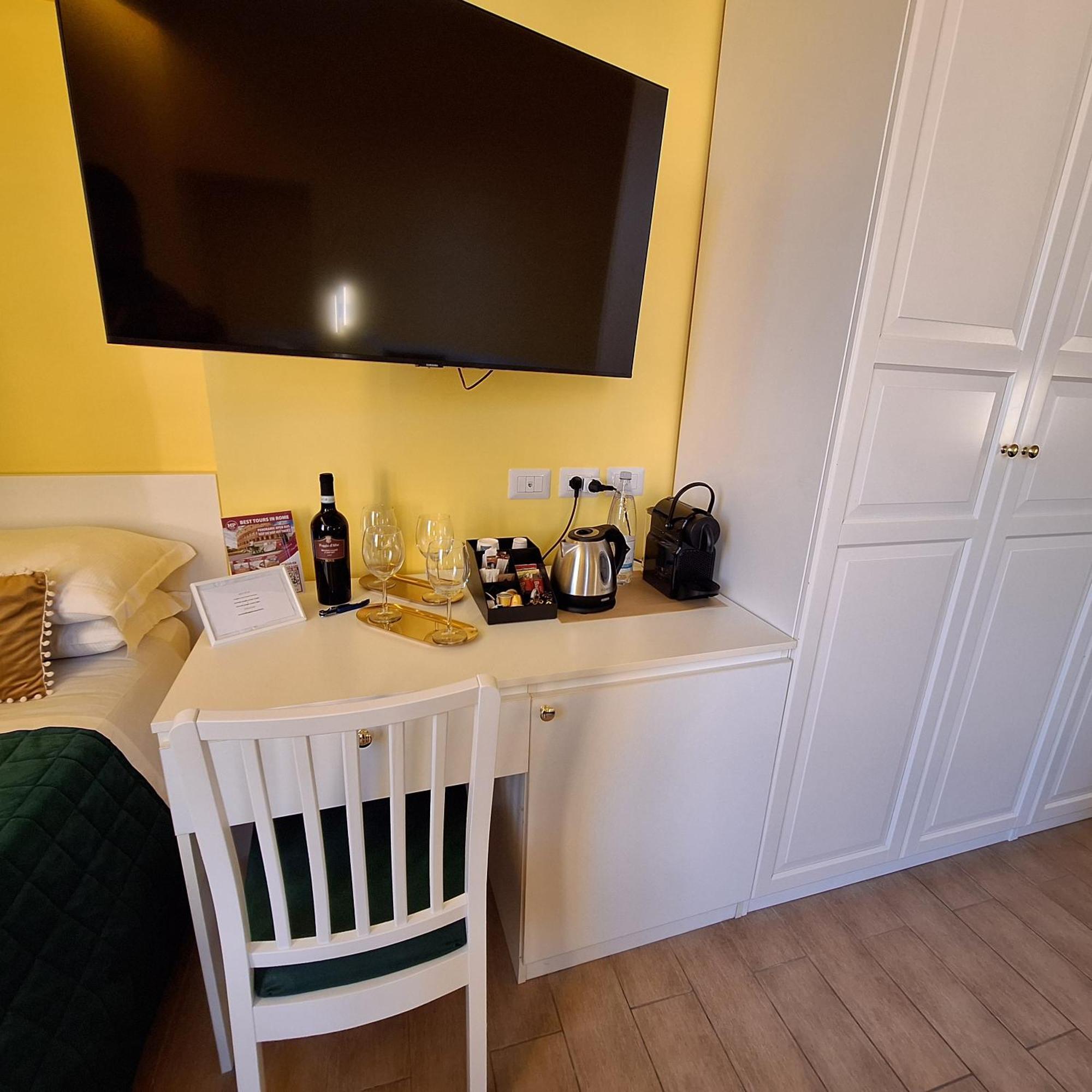Residenze Serventi Longhi Roma Exterior foto